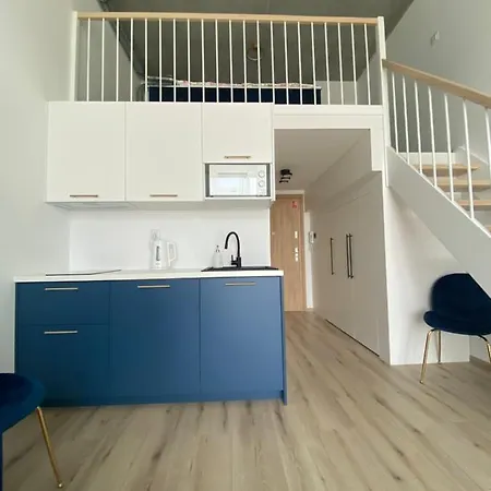 Wroclaw-lotnisko Apartamento *